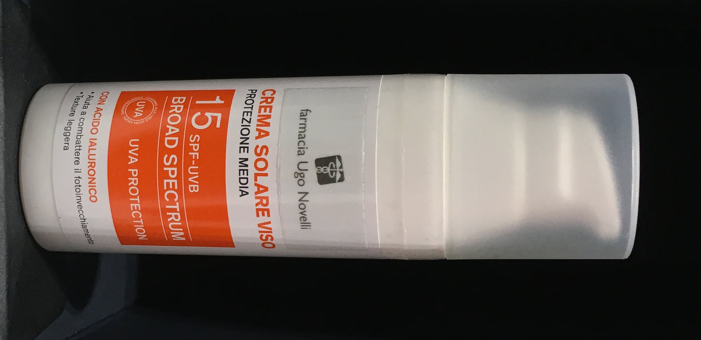 Farmacia Ugo Novelli crema solare viso protezione media 15 ( 50ml)