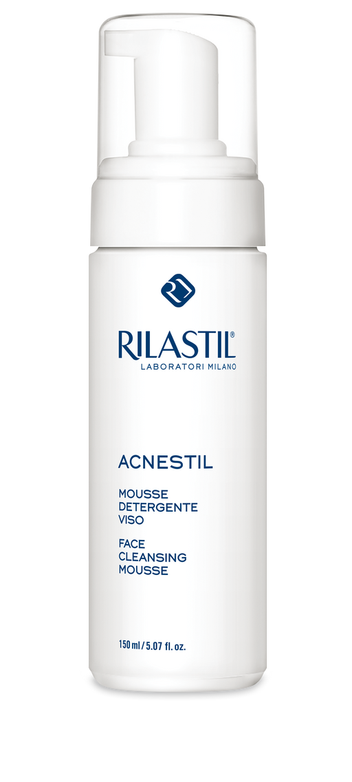 Rilastil Acnestil Viso Mousse Detergente Pelli Grasse e Sensibili 150 ml
